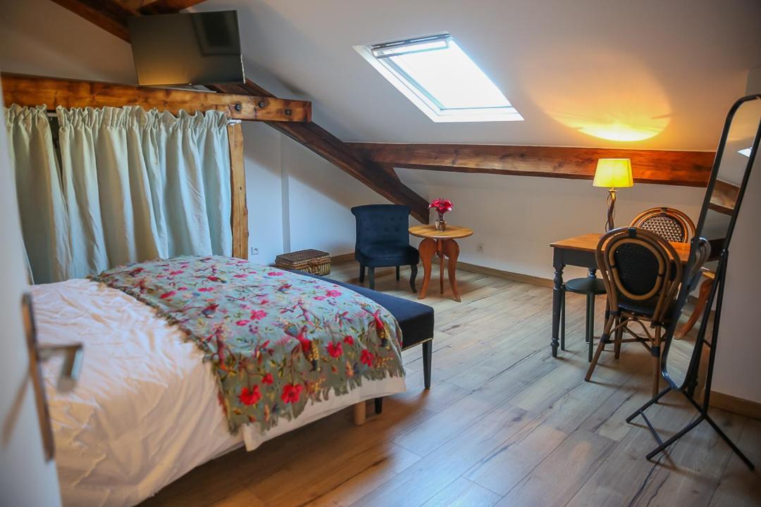 Appartement Croix Blanche - Le Logis à Tournan-en-Brie Extérieur photo